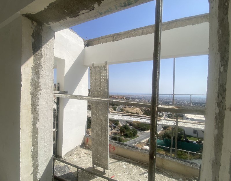 3-bed apartment with sea views in Agia Fyla, Limassol photo 6