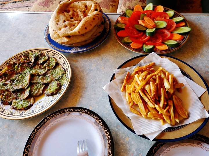 非洲埃及黑白沙漠-尋找對玫瑰花執著的小王子