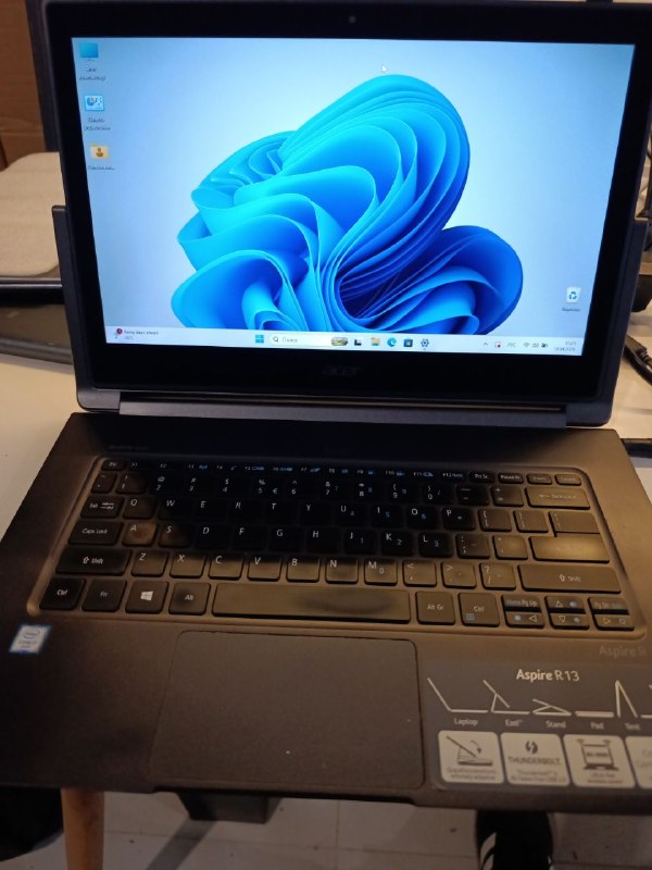 Ноутбук Acer Aspire R13 (трансформер, сенсорный экран) — фото 1