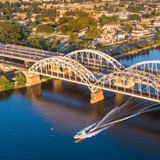 Укрепить мосты