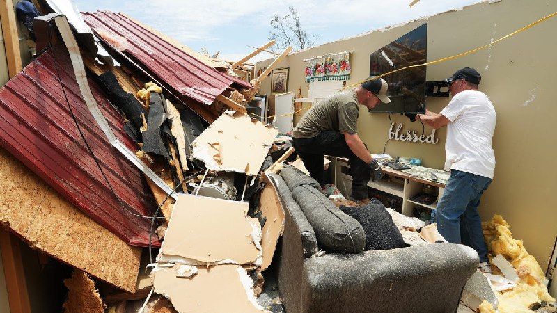 'Nocturnal monster': After days of killer tornadoes and storms, more is on the way: Updates