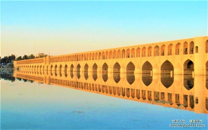 環遊世界中受到有如