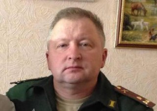 При взрыве автомобиля в Балашихе погиб начальник главного ракетно-артиллерийского управления Минобороны России Дамир Давыдов, утверждают блогер Анатолий Шарий, телеграм-канал «ВЧК-ОГПУ» и украинский расследовательский проект Insider UA без указания источни