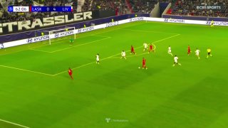 GOAL: ROBERT LJUBICIC cuts the lead for LASK! LASK 1-4 Liverpool.