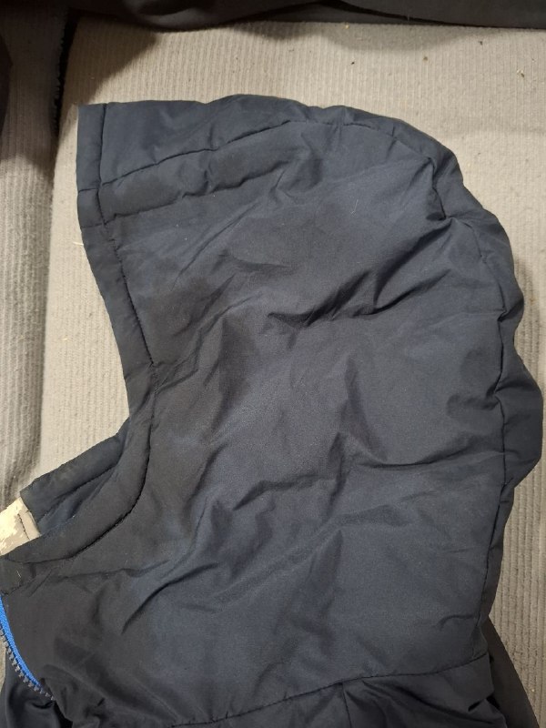 Синяя теплая мужская куртка с капюшоном. — фото 1