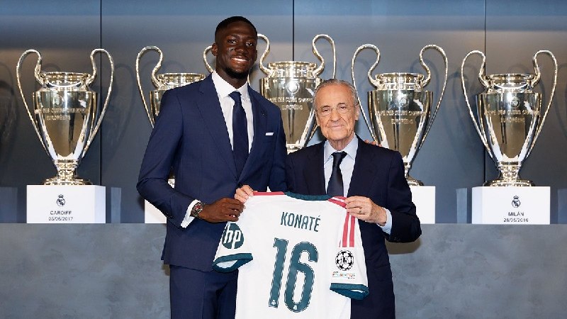 رئال ‌مادرید توییت | Real Madrid Tweet: ⚽️🗣 میشل رویز (کوپه):"کوناته یک خرید بسیار مهم برای باشگاهه و با سطح خوبش در زبان اسپانیایی ما رو شگفت‌زده کرده." 🤍@Real