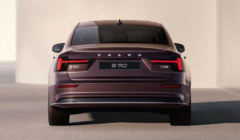 Volvo представила рестайлинговый седан S90 4