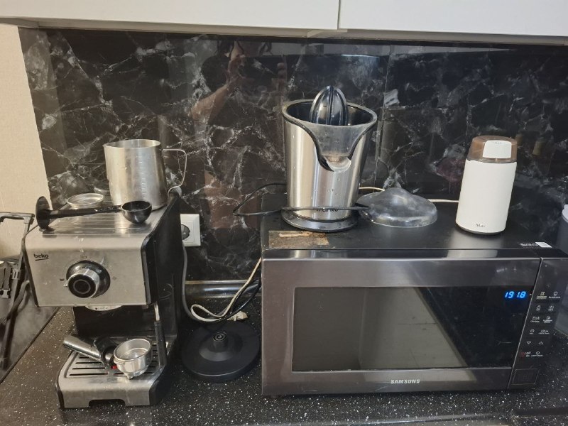 Кофемашина beko CEP5152B, с капучинатором, отдаем с метал. мерным стаканом для молоко и кофемолкой: — фото 1