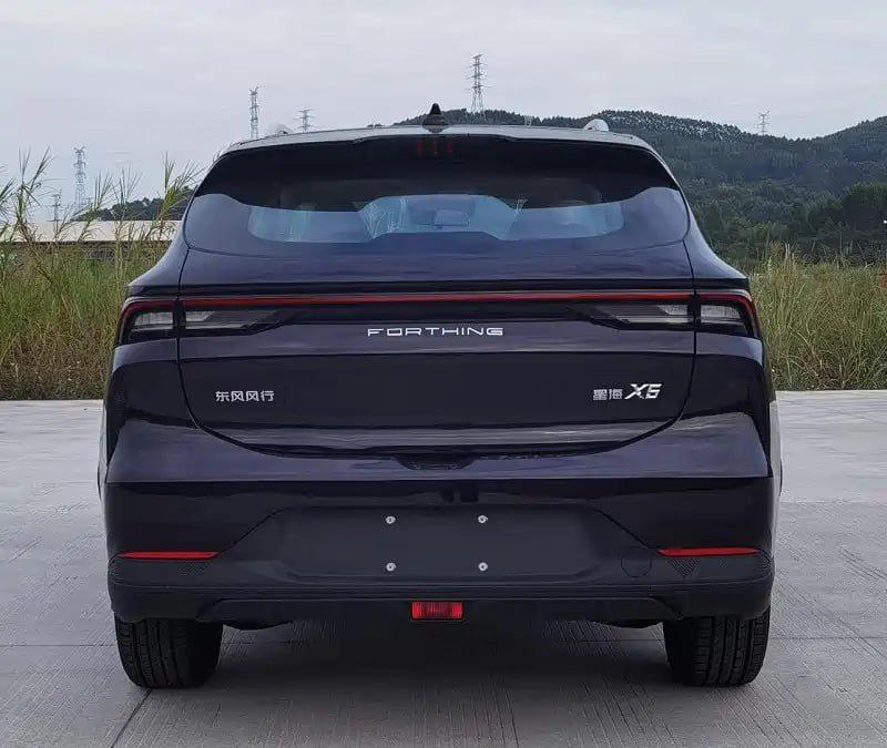 Минпром Китая опубликовал данные о новом Dongfeng Forthing X5 3
