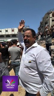 فلسطيني يندب 112 من أهله في تشييع جماعي بغزة