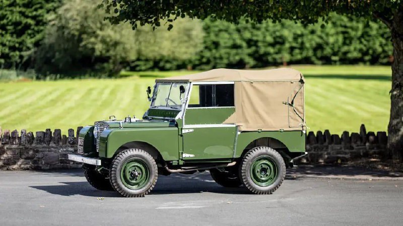 Мечта реставратора: на аукционе продали Land Rover Series I 1951 года.