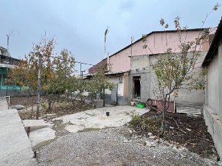 Уйни ярми сотилади , narx tori kelsa butuni 225.000