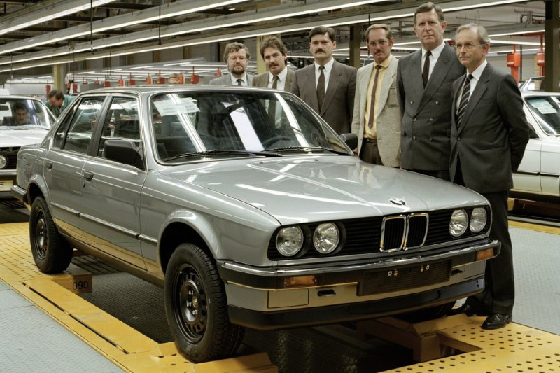 Крупнейший завод BMW в Европе отметил 40-летие 1
