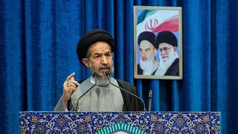 خبرگزاری حوزه: 🔹امام جمعه موقت تهران: ملت ایران با وجود رنج و آسیب، در کنار نیروهای مسلح ایستادحجت الاسلام و المسلمین ابوترابیفرد:◽مرد