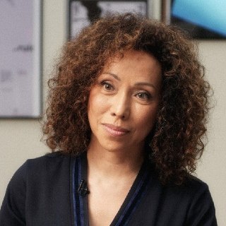 Главред «Эксмо» Александра Шипетина задержана по делу об организации деятельности экстремистской организации, ее повезли на допрос, сообщает источник РЕН ТВ.По данным Mash, помимо Капьева и Шипетиной, задержан еще один топ-менеджер «Эксмо», имя не уточняет