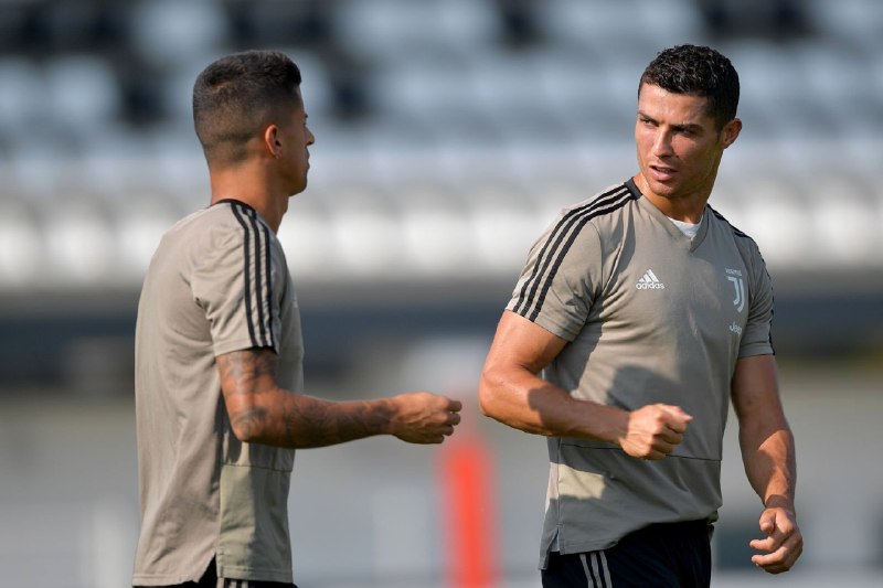 RONALDO IR: 📆 در چنین روزی سال ۲۰۱۸، اسطوره کریستیانو توی تمرینات یوونتوس 🇮🇹📆 در چنین روزی سال ۲۰۱۸، اسطوره کریستیانو توی تمرینات یو