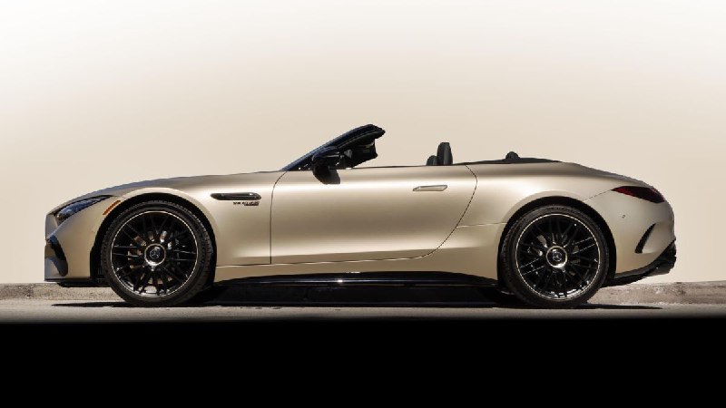 Mercedes-AMG SL 63 получил эксклюзивную золотую версию 2