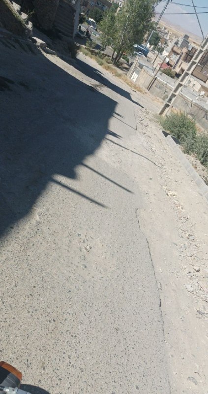 هەوشار هەوال تکاب: 📢 صدای شهروندان | جاده تاشه‌کبوداهالی محله جاده تاشه‌کبود با جمعیتی بیش از ۳۰۰ خانوار، خواستار رسیدگی فوری به وضعیت نامن
