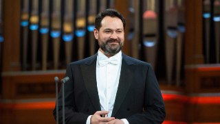 В Италии отменили симфонический концерт под руководством российского дирижера Валерия Гергиева, запланированный на 27 июля — итальянское агентство ANSA со ссылкой на представителей Королевского дворца в Казерте  Причина такого решения не уточняется. К отме