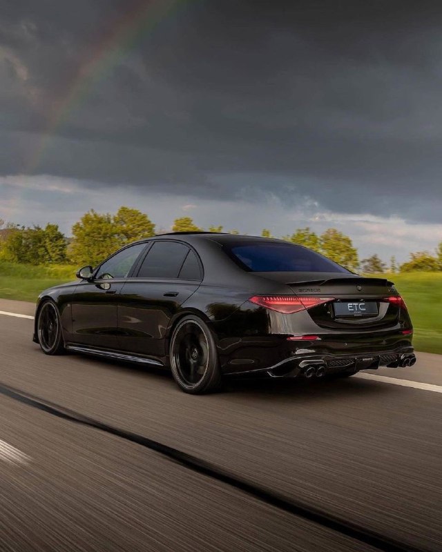 Mercedes benz s class (w223) Brabus B 550 3