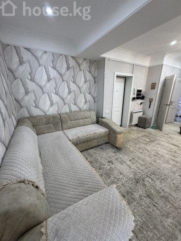 Продажа, квартира, 4-комн., 132 м2Адрес: Бишкек, Аламедин-1 м-н, мкрн Аламедин-1Цена: $210 000 (18 393 900 сом)Жилой комплекс: ЭлесТип предложения: от собственникаСерия: элиткаДом: монолитный, 2020г.Э