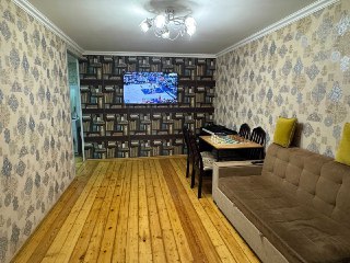Selling my 4-room apartment