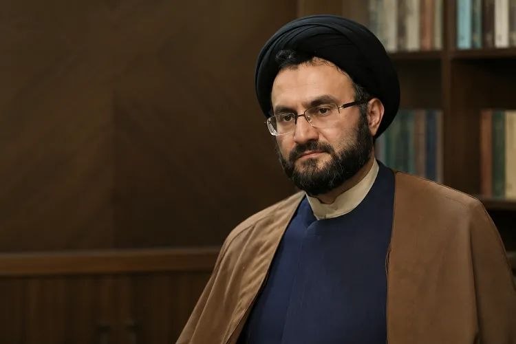 خبرگزاری ایکنا شعبه خراسان رضوی: 🔰دین جامع، عقل و وحی را در هدایت انسان هم‌افزا می‌داند🔹حجت‌الاسلام سیدمحمود طباطبایی با بیان اینکه جامعیت دین به‌معنای ک