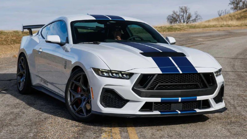 Ford Mustang получил заряженную версию Shelby GT350 3