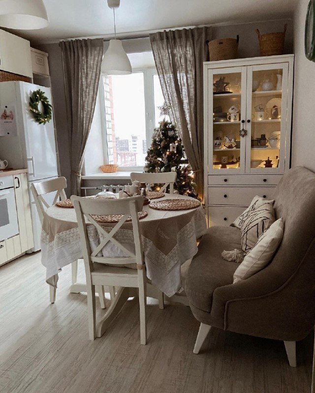 Уютная светлая кухня, в которой все элементы гармонично сочетаются между собой. - изображение 1 - уютная, светлая, кухня