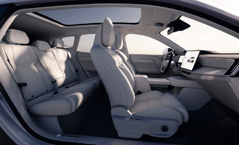 Компания Volvo представила новый XC70 6