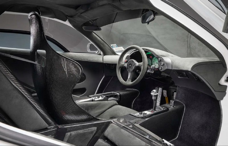 McLaren F1 продан за рекордные $25,3 млн 4