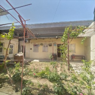 4-room apartment, 250 m² for sale