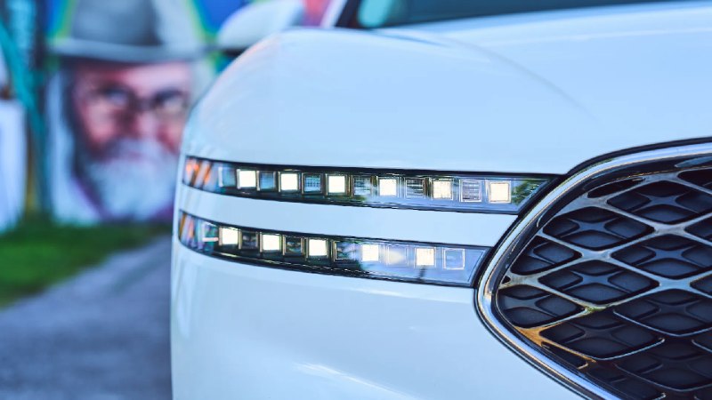 Гляньте, что придумали корейцы. Genesis G90 только что показали такой S-класс, ч