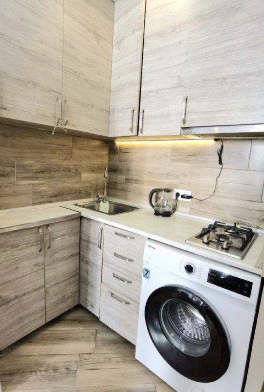 Продам 39.000$ студию возле Гранд Молл — фото 1