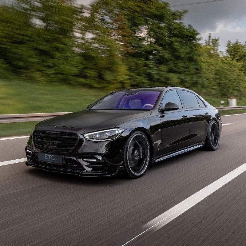 Mercedes Benz 4