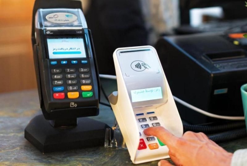 چابک آنلاین: 🌀کدام استانها بیشترین کارتخوانها را دارند؟ 🔸بر اساس شاخصهای پراکندگی ابزارهای پرداخت، بیشترین سرانه کارتخوان فروشگاه