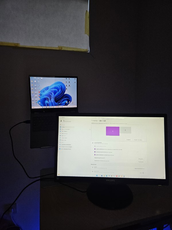 Немного бледноватый экран, но зато полноценный порт Hdmi