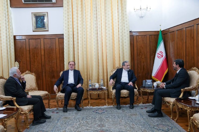 کلانشهر: 📸دیدار نائب رئیس مجلس و استاندار همدان با وزیر امور خارجه🔹حمید رضا حاجی بابایی نماینده همدان و نائب رئیس مجلس شورای اسلا
