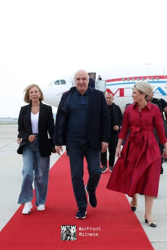️🇱🇧🇺🇸 תמונה המציגה את הגעתם של נשיא לבנון והגברת הראשונה לוושינגטון מוקדם יותר היום.