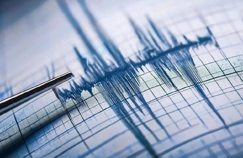 جهان تسنیم: زمین‌لرزه 6 ریشتری در شرق خلیج عدنزمین‌لرزه‌ای به بزرگی 6 ریشتر بامداد جمعه در شرق خلیج عدن و در نزدیکی سواحل یمن رخ داد