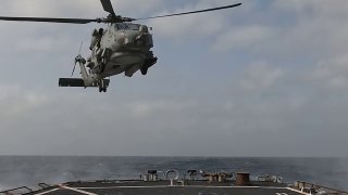 Centcom הודיעה כי כוחות ארה"ב הסיטו 86 ספינות מסחריות לנתיב אחר, השביתו 3 ספינות ובדקו 2 ספינות כדי להבטיח…