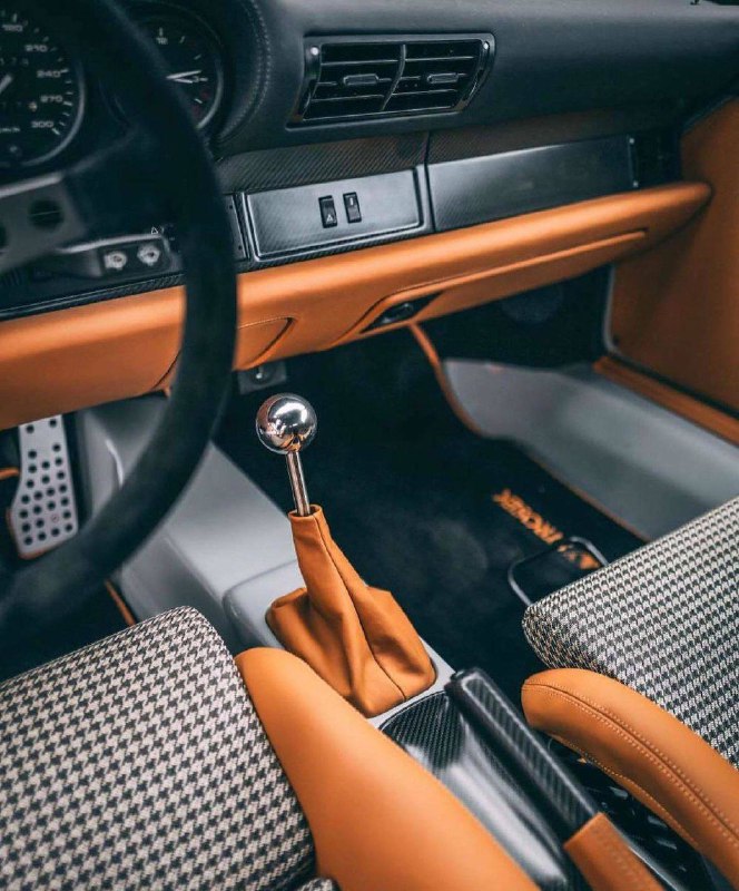 Porsche 964 от Strosek Design 6