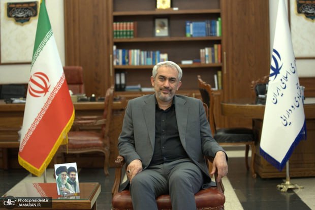 جماران: ⭕️ مدنی زاده، وزیر اقتصاد: برنامه دولت برای جراحی نظام بانکی وارد مرحله اجرا شد⭕️ پزشکیان در جنگ هم از تصمیم‌گیری عقب نن