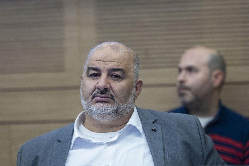 ישראל: לגוש השינוי יש 48 מושבים, 56 עם תמיכת הרשימה הערבית המאוחדת; גוש נתניהו 53