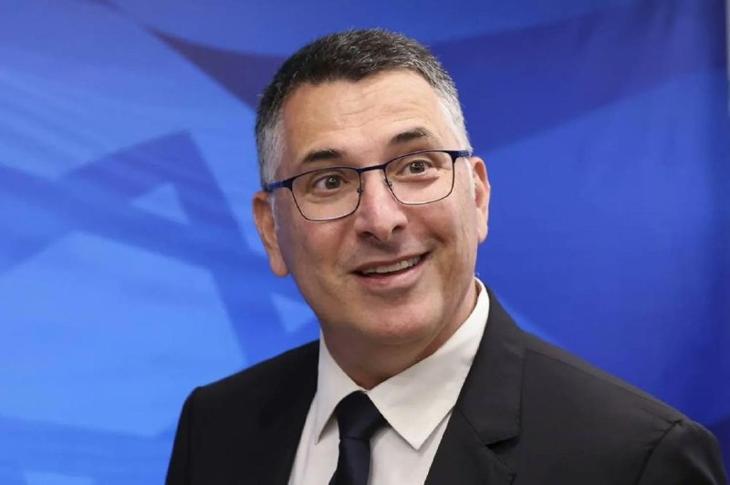 A major point of tension between Britain and Israel was a controversial conversation between British Foreign Secretary Ed Miliband and Israeli Foreign Minister Gideon Sa'ar about the E1 settlement project in the West Bank.
