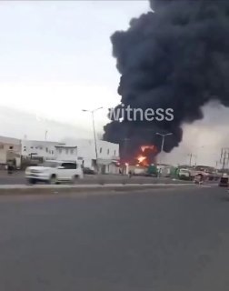 ️🇸🇦🇾🇪 Saudi forces attacked the Houthi oil depots in Sana'a, Hodeida and Damar.