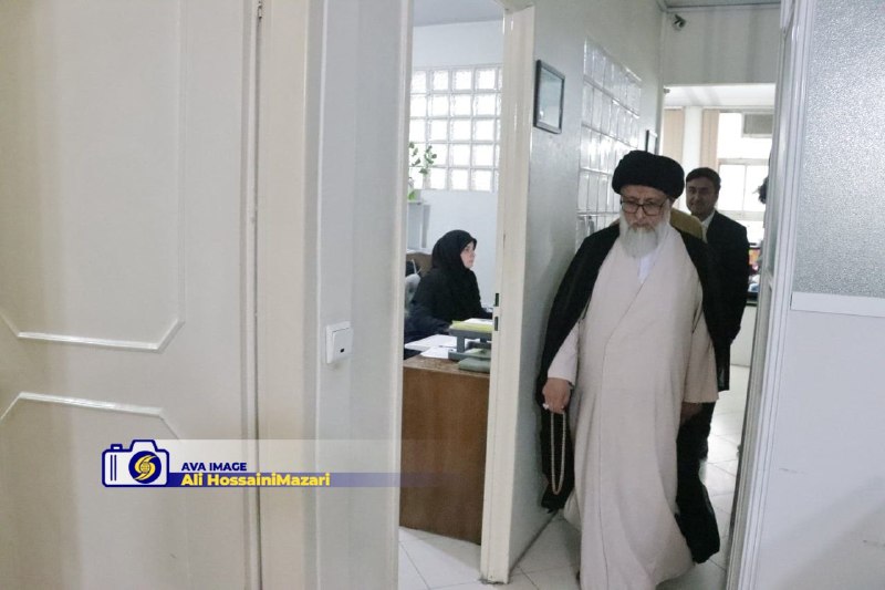 خبرگزاری صدای افغان (آوا): 🛑 گزارش تصویری/ بازدید رئیس مرکز تبیان از زیرساختهای آموزش الکترونیک مجتمع ثمین در تهران🔸 حجتالاسلام والمسلمین سید عیس