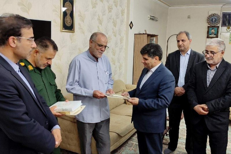 اخبار خراسان رضوی: 🔹 فرماندار مشهد با دو آزاده و جانباز دوران دفاع مقدس دیدار کرد🔸 همزمان با سالروز ورود آزادگان به میهن اسلامی، معاون استا