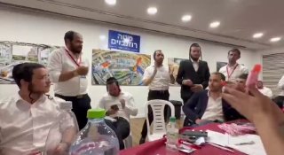 דפנה ליאל