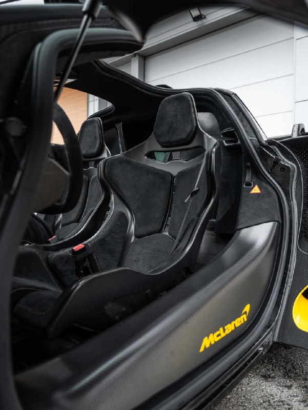 McLaren Senna - Full carbon 4